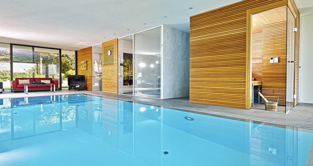 05-becken-bekommt-attraktiveres-outfit-pool-SHS-hallenbad-schwimmhalle-garten-pflanzen