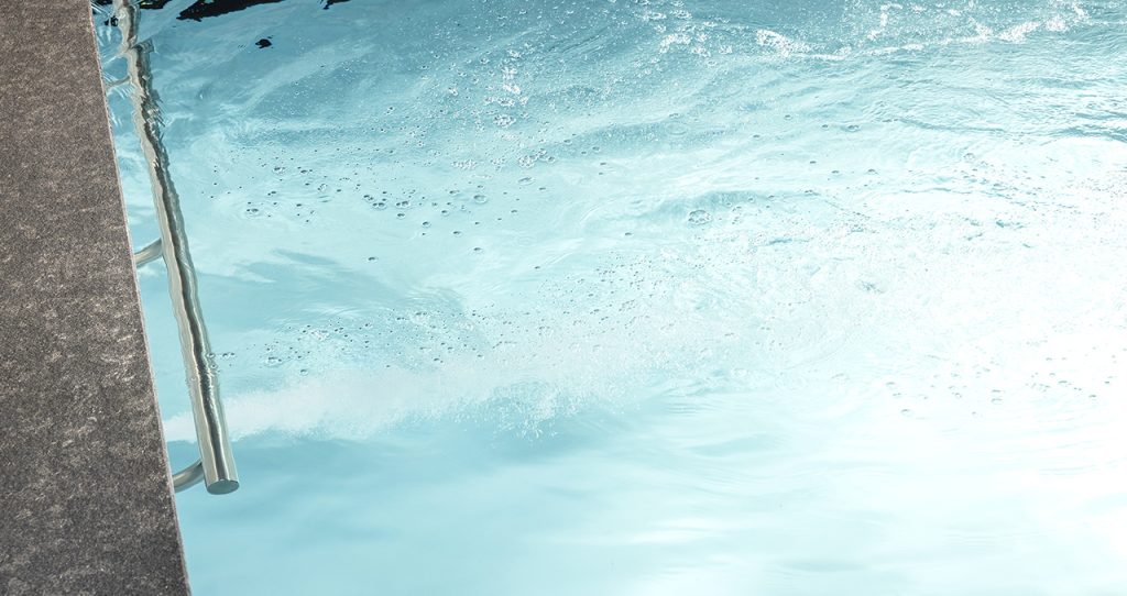 05-wohlfuehloase-generationen-pool-variopool-loechte-hallenbad-schwimmhalle-treppe-sprudelplatte-whirlpool-einstieg