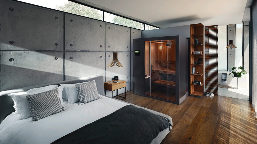 Edel und modern eingerichtetes Schlafzimmer in schwarz mit ausziehbarer schwarzer Sauna als Highlight.