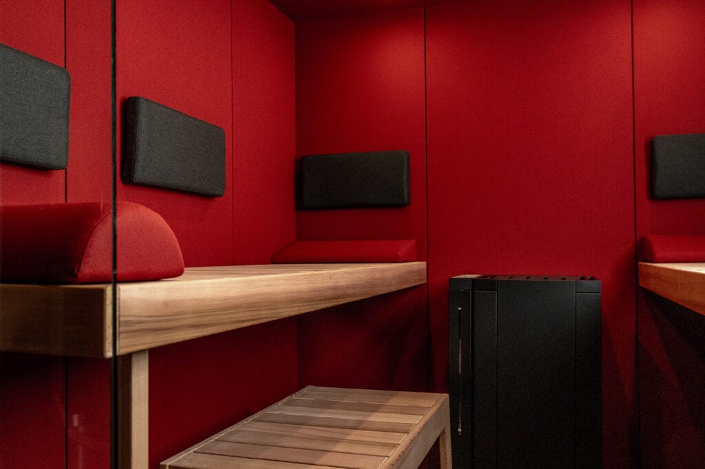 Sauna von innen mit Stoff in über 40 Farben erhältlich